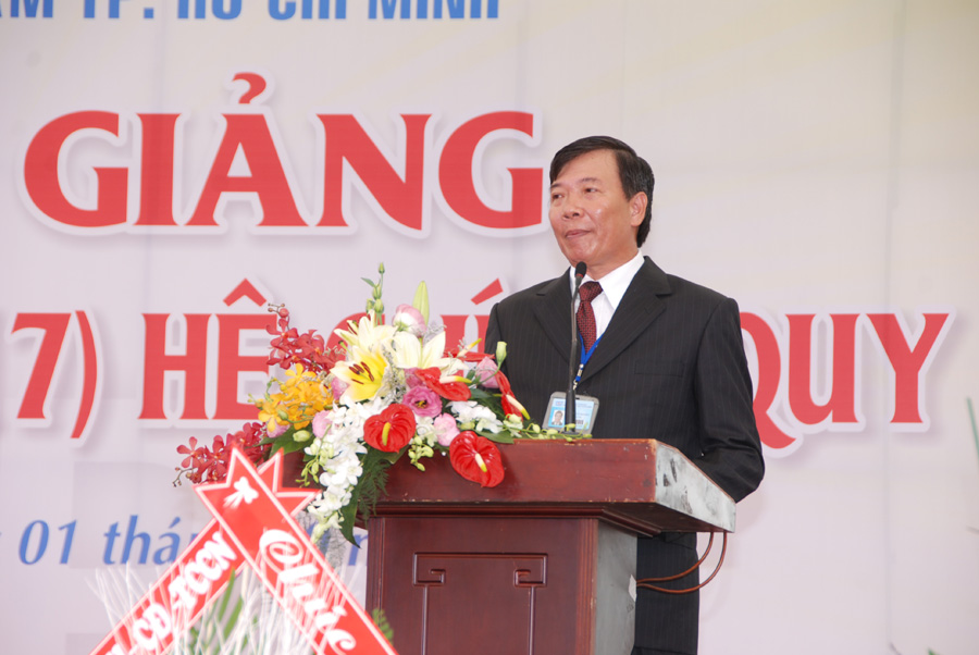 ĐHSP TP Hồ Chí Minh khai giảng khóa 39 - Ước Mơ Nhỏ trao Học Bổng 40 triệu đồng 