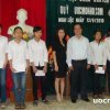 Hình trao học bổng 2010 Miền Trung