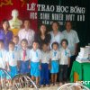 Hình trao học bổng 2010 Miền Trung