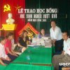 Hình trao học bổng 2010 Miền Trung
